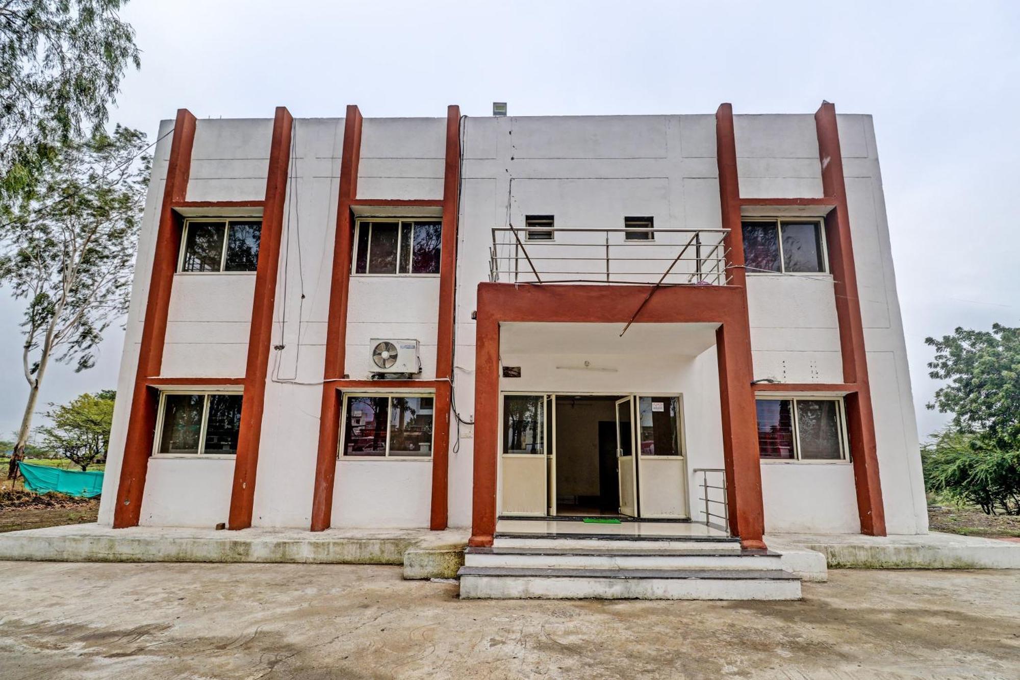 Super Hotel O Midway Treat Dhār Buitenkant foto
