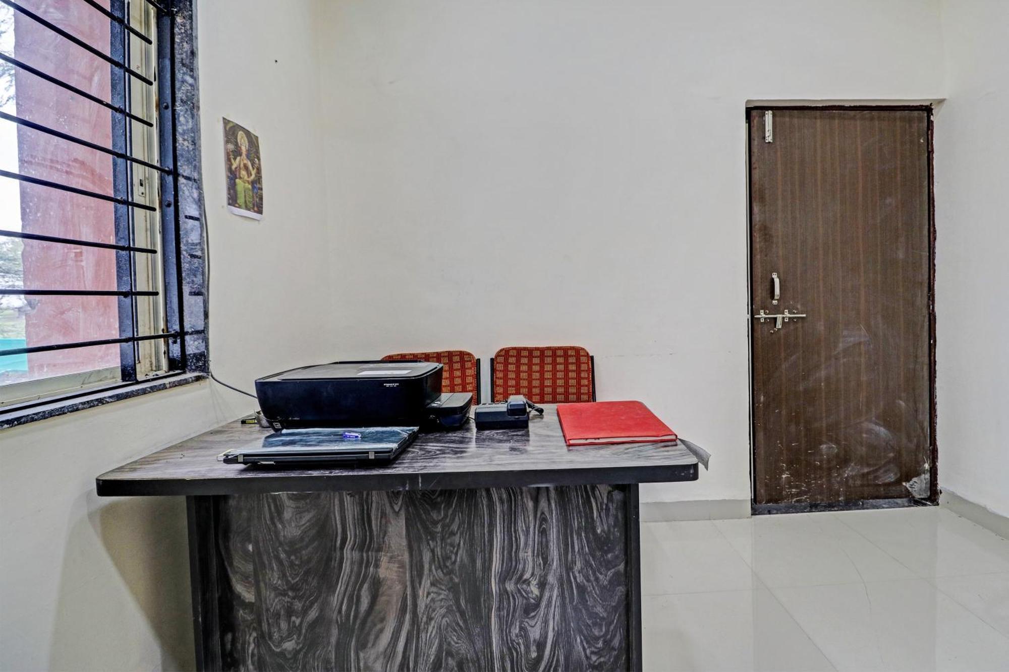 Super Hotel O Midway Treat Dhār Buitenkant foto
